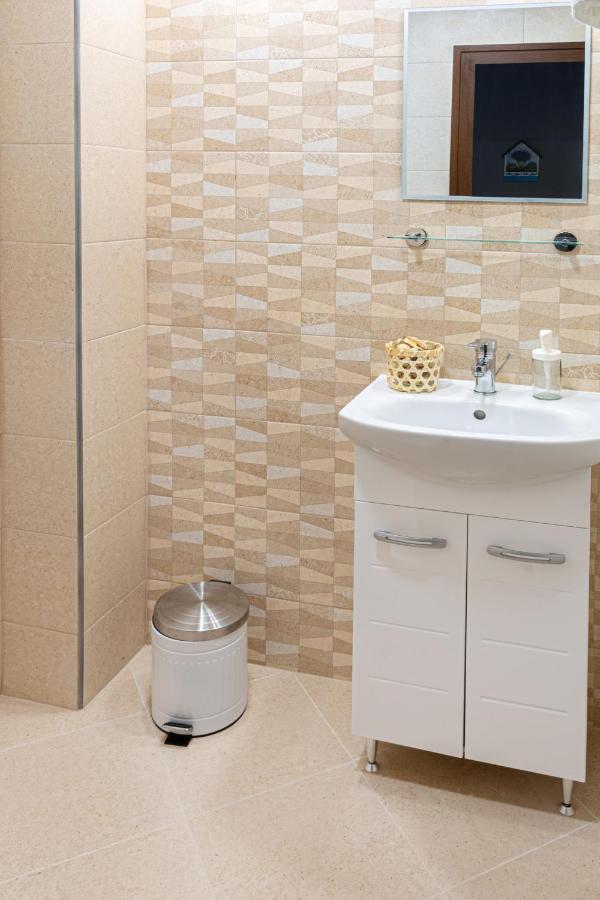 Gladstone Suites Пловдив Экстерьер фото